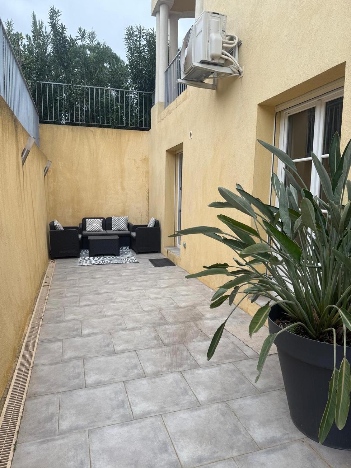 Detente Bas De Villa Jacuzzi, Piscine A 15 Min De Nice Carros Eksteriør bilde