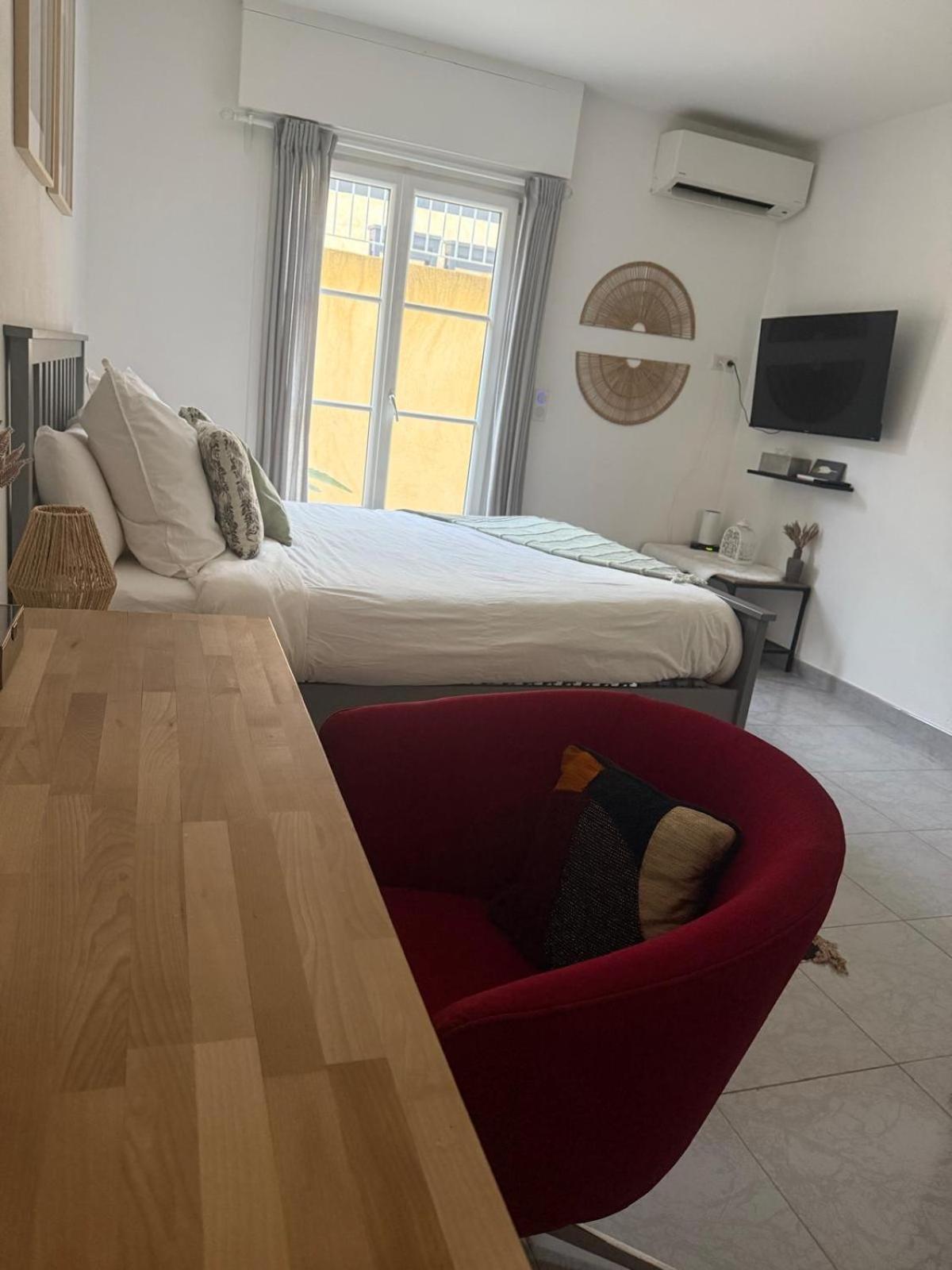 Detente Bas De Villa Jacuzzi, Piscine A 15 Min De Nice Carros Eksteriør bilde